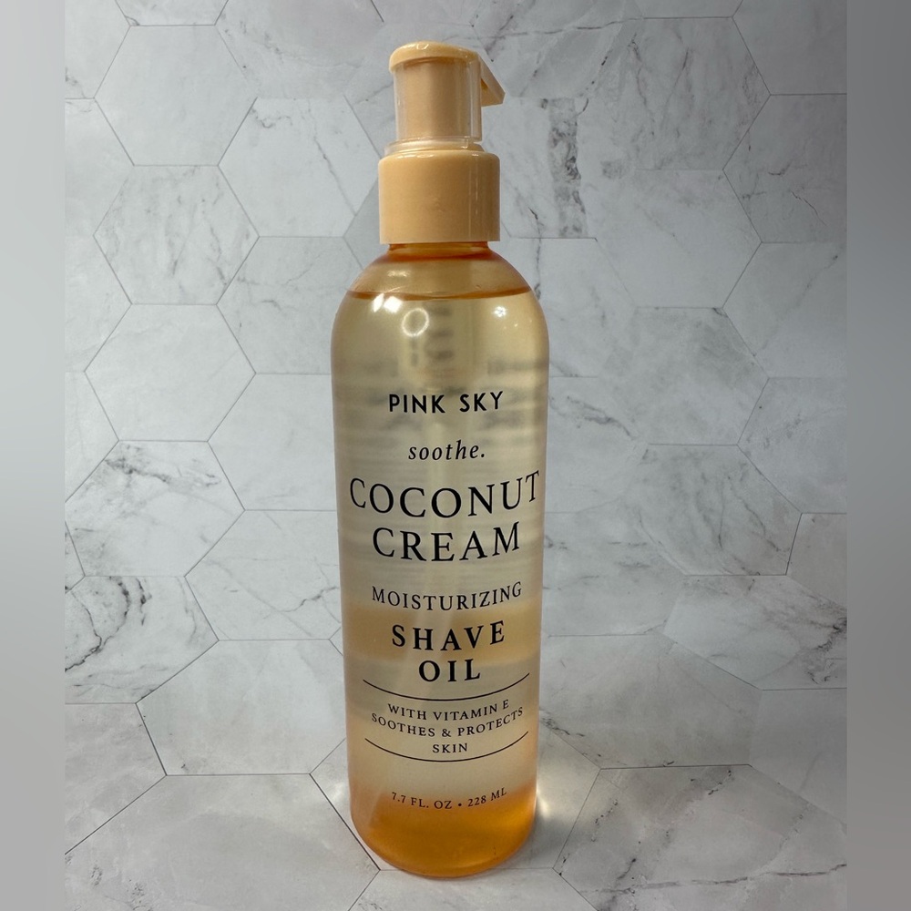 NIB Tik Tok Fav Pink Sky Coconut 🥥 Cream Shave Oil